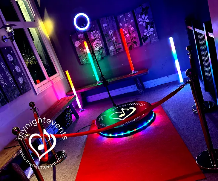 360 photo booth out for hire in london